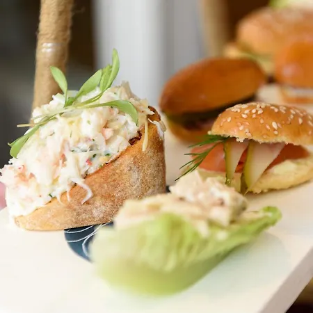 The Blue Haven 3* كينسالي