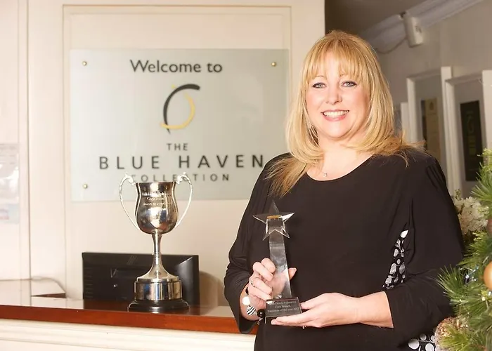 ホテル The Blue Haven 3*